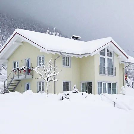 Schmidt Apartment *